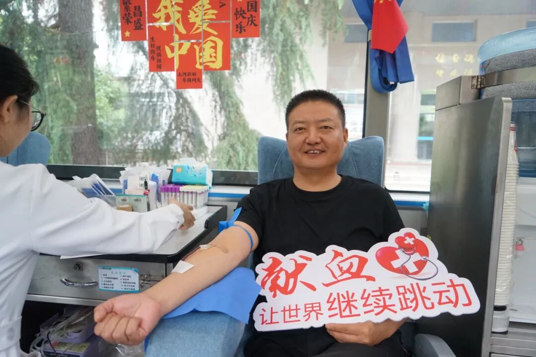 汇聚热血  续航生命丨信阳市检察院组织开展无偿献血公益活动